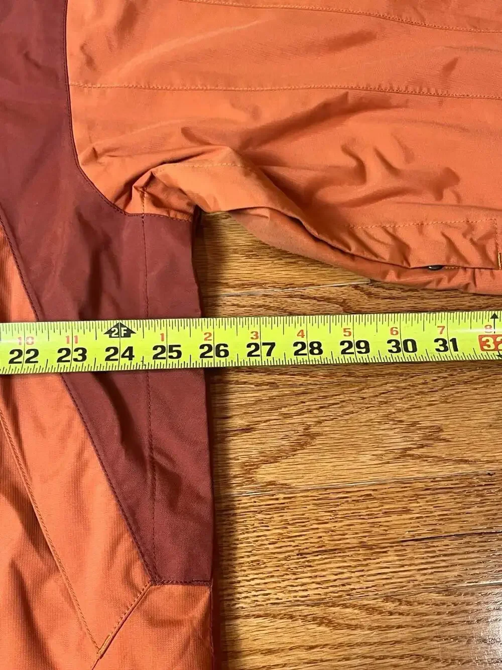 The North Face HyVent Men's Size XL Two-Tone Orange and Brown Waterproof Jacket
